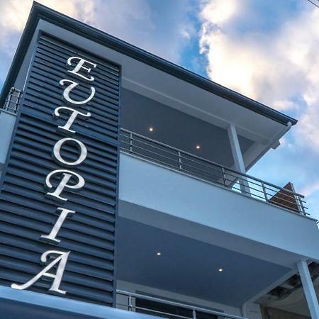 Eutopia ปาราเลียกาเตอรีนิส ภายนอก รูปภาพ